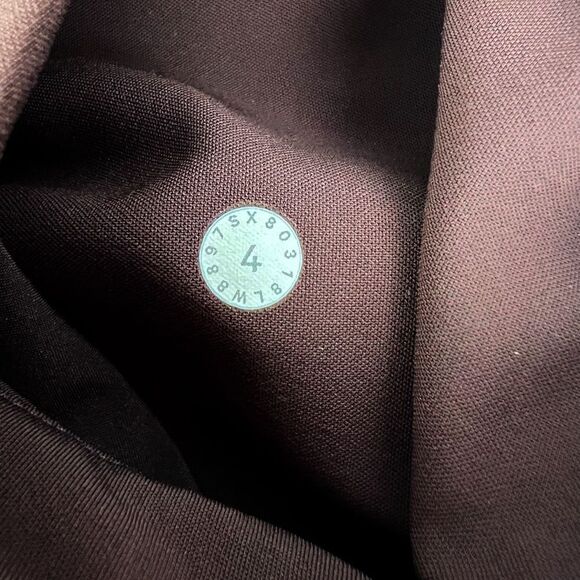 Lululemon On The Fly Skirt 21” Brown Satin Drawstring Waist Size 4 - Picture 8 of 8